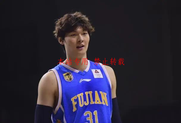 因为一个球被骂到怀疑人生，王哲林拒绝出战亚运会-第1张图片